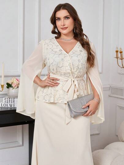 Reflora مجموعة قطعتين من ملابس علوية وتنورة للمرأة ذات الحجم الكبير، بطبعات زهرية ولامعة، بياقة على شكل حرف V وأكمام مشقوقة، مزودة بحزام