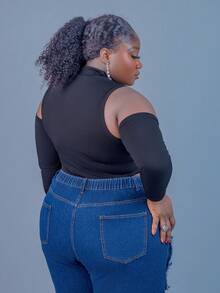 CurvyTilda Plus Size Y2k Black Bodycon Cut Out Shoulder Bodysuit, For Hourglass Body Shape - Black - View 4