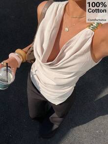 Siren Gaze 女士不对称领口垂褶褶皱腰身衬衫，性感优雅的OL上衣，肩部饰有金属纽扣，时尚百搭，通勤、休闲、度假、海滩、夏威夷风情皆宜，垂褶领口设计，可作外套穿着。 - 杏色 - 查看 4