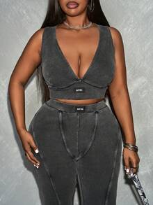 SHEIN SXY Plus Size Grey 2 Pieces Set,Summer Casual Baggy High-Elasticity Ribbed Fabric Gym Outfits,Sleeveless V-Neck Cropped Camisole & High-Waisted Leggings - Black - View 8