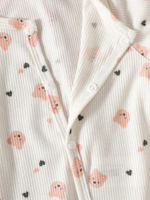 SHEIN 4 Stücke Neugeborenen Unisex Outfit, Sommer Baby Bär Herz Muster + einfarbiger Romper und Mütze mit Bärenohren Set - Verschiedenfarbig - Übersicht 3