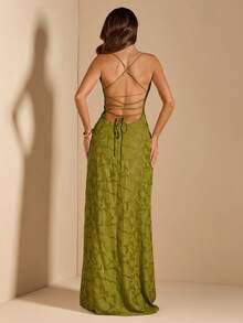 SHEIN BAE 纯绿色提花A字连衣裙，优雅大方，适合度假、约会、音乐节、生日、早午餐、伴娘、婚礼宾客等场合。 - 綠色 - 查看 1