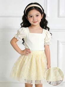 SHEIN Elladie kids 少女甜美优雅刺绣亮片3D立体花卉网纱A字公主裙，日常优雅可爱度假派对百搭之选 - 杏色 - 查看 4