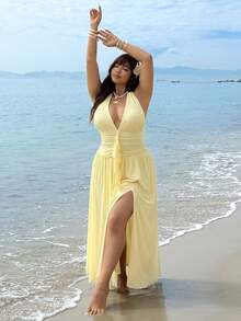 GalTyme 大码女士度假纯色深V领荷叶边下摆开衩性感吊带连衣裙 - 黃色 - 查看 6