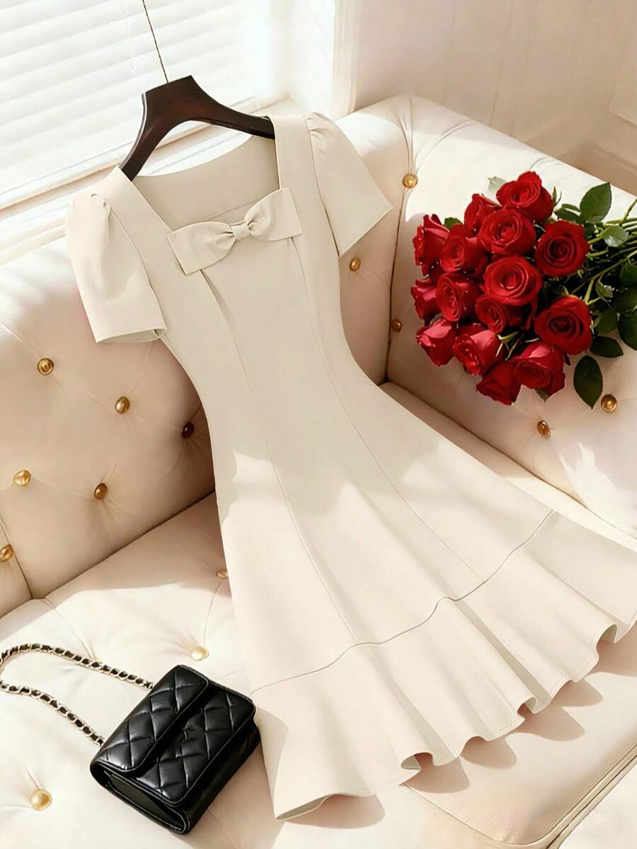 SHEIN Franclia Đầm hè thanh lịch màu trơn có nơ dành cho nữ - Màu be - Xem 1