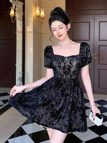 DAZY 春夏黑色花卉植绒网纱蕾丝连衣裙，休闲甜美风，适合情人节、婚礼、派对、时尚活动等场合，修身优雅，适合办公室穿着，短袖设计，波西米亚风连衣裙，适合度假穿着。 - 黑色 - 查看 8