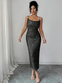 Elenzga 女士亮片细肩带可调节露背垂褶领口褶皱腰身中长连衣裙，优雅法式复古时尚简约百搭，适合冬季、万圣节、圣诞节、感恩节、下午茶派对、半正式场合、性感派对舞会等场合。 - 銀色 - 查看 3