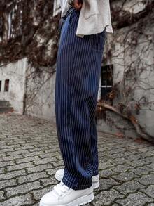 Artur Kramer Men's Striped Loose Pocket Casual Pants Baggy Clothes For Men Mens Navy Pinstripe Pants Mens Navy Blue Pin Strip Pants Mens Pinstripe Baggy Pants - Black and White - View 4