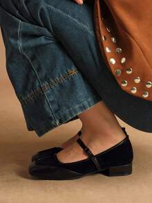 Rosivie Women's Buckle Design Casual Fashion Shoes - Black - View 11