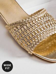 SHUZIA Women's Wide-Fit Fashionable And Versatile Slip-On Flat Sandals - Gold - View 6