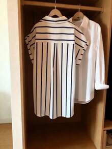 大码女式条纹单排扣休闲百搭通勤衬衫 条纹衬衫 女式衬衫 优雅休闲女式衬衫 夏季宽松衬衫 女士衬衫 女士休闲衬衫 夏季女式衬衫 新款优雅休闲女式衬衫 夏季女式衬衫和上衣 夏季女式衬衫 条纹女式衬衫 休闲新款女式上衣 新品上市 - 藍白色 - 查看 2