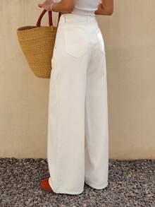 DAZY 女士常规腰围宽松直筒白色水洗牛仔裤，休闲都市风 - 白色 - 查看 4