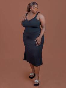 CurvyTilda Plus Contrast Lace Wide Strap Top - Black - View 3