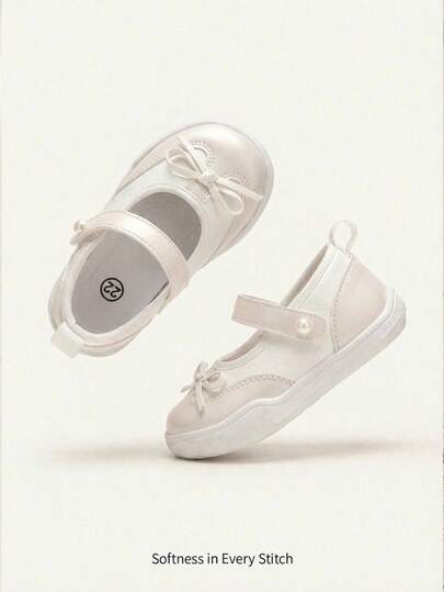 Cozy Pixies 1 Pair Spring/Summer Plush Heart Patchwork Cute Retro Sporty Lightweight Durable Ballet Style Baby Sneakers