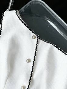 Blusa de hombro oblicuo versátil y de moda para uso casual y de oficina, con textura de tweed gruesa, cinta de onda y contraste de color, nueva llegada de otoño 2025 para mujer - Blanco - Ver 3