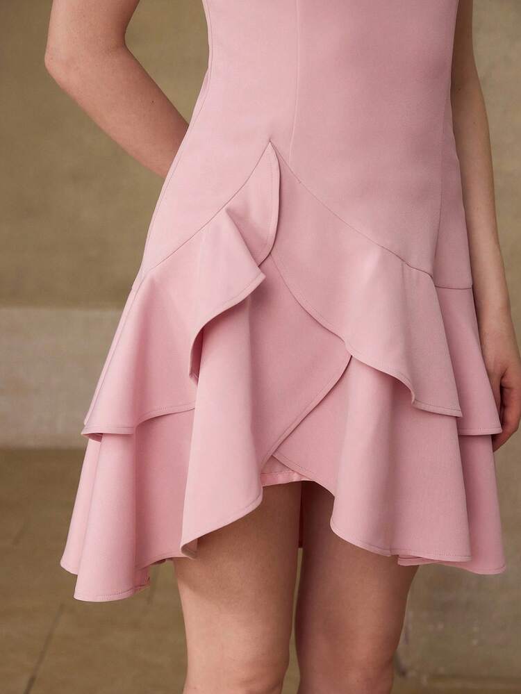 ASYMMETRICAL HEM MINIMALIST ROUND NECK SHORT DRESS