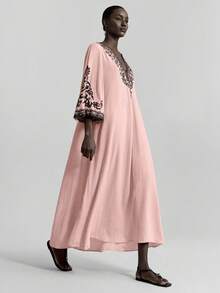 Ontre 2025新款女士夏季长裙，纯色，时尚，适合夏季穿着。黑色刺绣图案，波西米亚风格，喇叭袖，燕麦色宽松舒适长裙，V领，适合派对、度假、海岛度假村、音乐节等夏季场合。 - 粉色 - 查看 4