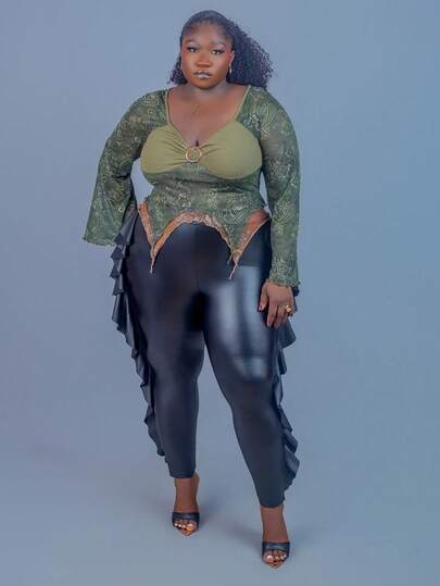 CurvyTilda 女式波西米亚节日佩斯利印花 T 恤，不对称下摆，喇叭袖，复古 Y2k，秋季