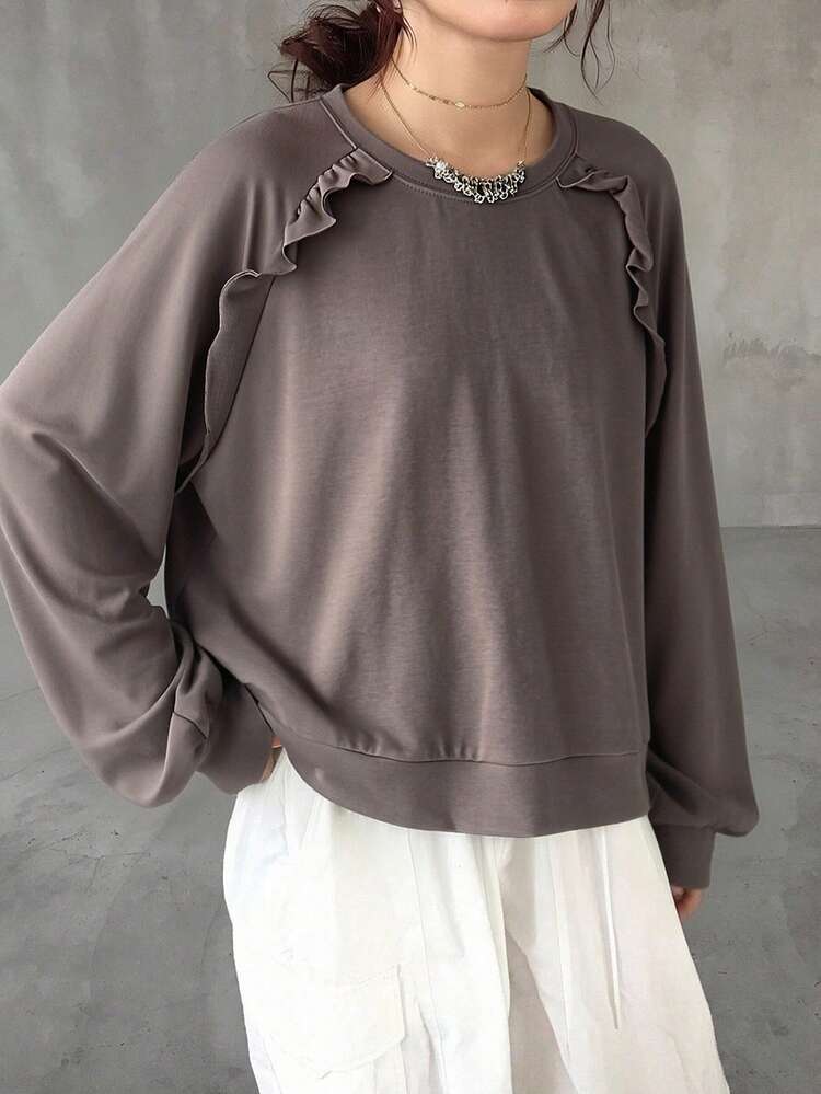 FRIFUL Women's Loose Casual Solid Color Round Neck Raglan Sleeve Frill Trim T-Shirt, Suitable For Spring And Summer - Grey - View 4
