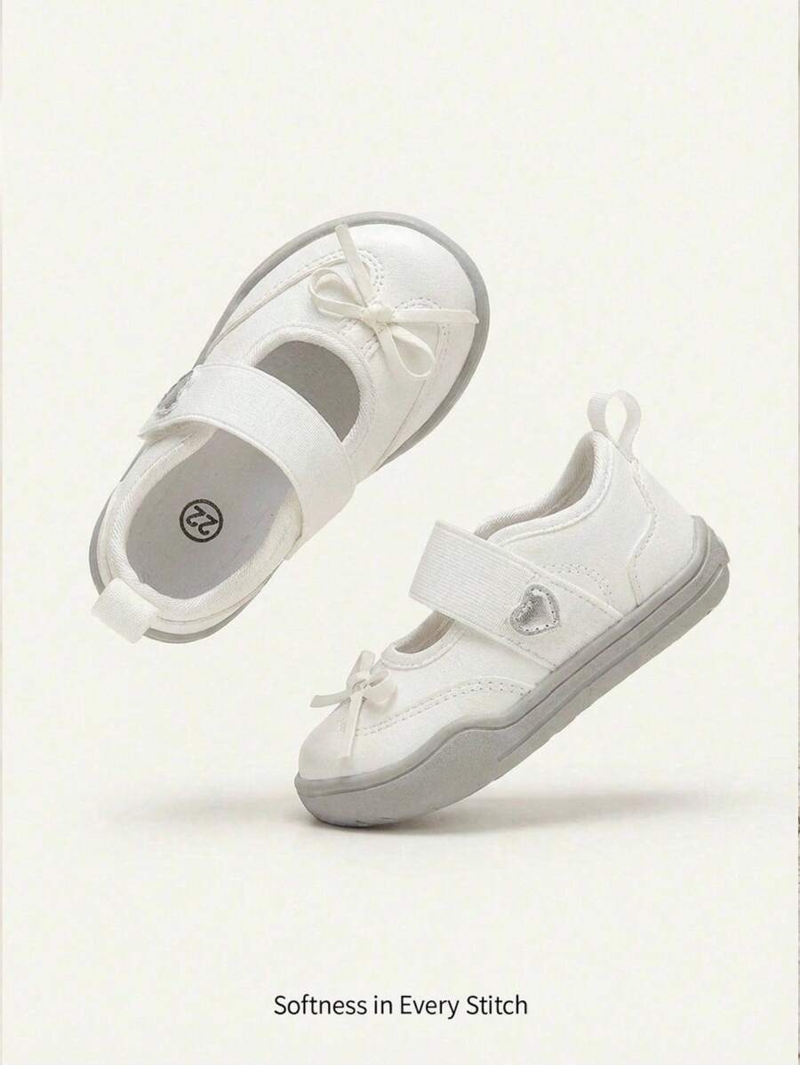 Cozy Pixies 1 Pair Spring/Summer Plush Heart Patchwork Cute Retro Sporty Lightweight Durable Ballet Style Baby Sneakers - White - View 1