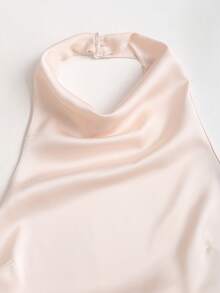 Sweetra Elegant Tied Bandage Halter Backless Crop Top - Apricot - View 3