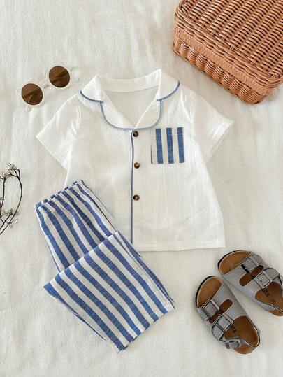 SHEIN Unisex Baby 2pcs/Set White Short Sleeve Shirt Top And Striped Pants Outfit, Suitable For Indoor And Outdoor Wear
