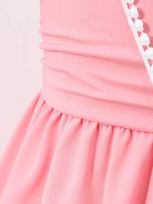 女童粉色甜美公主风连衣裙，配有蝴蝶结、泡泡袖、褶裥腰身、方领和配套手提包，适合生日派对、聚会、郊游等场合。 - 粉色 - 查看 8