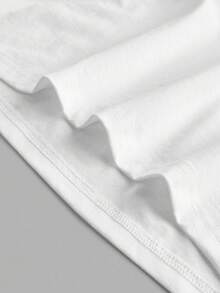 Manfinity Joysei 男士圆领撞色滚边海星贝壳印花休闲日常短袖T恤 - 黑與白 - 查看 5