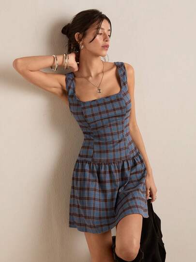 Easelle 女士休闲复古方领修身A字格纹连衣裙