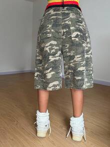 StreetHx Fashionable Casual Sports Street Camo Crochet Low-Waist Denim Capri Pants - Medium Wash - View 3