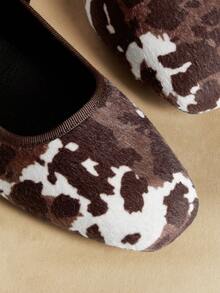 Rosivie Mocasines planos de mujer con diseño de hebilla y estampado de vaca, versátiles y de moda - Café integral - Ver 6