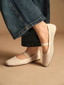 Rosivie 黑色网眼编织舒适简约透气弹力带女士平底鞋，优雅度假风和波西米亚风 - 編織網杏色 - 查看 2