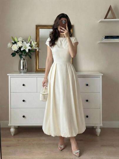 Feyla Đầm nữ màu trơn cổ tròn tay ngắn xếp ly thanh lịch