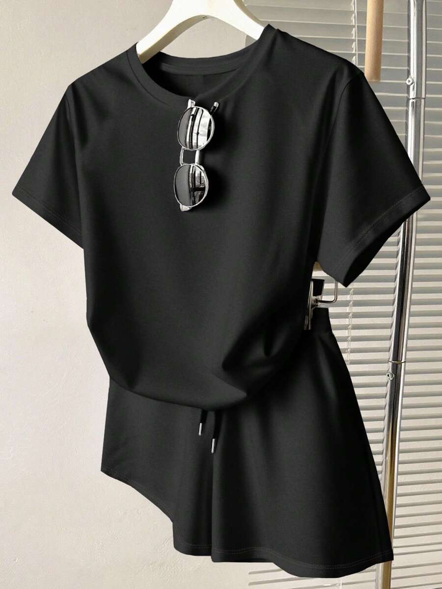 Resyla 夏季休闲纯色常规肩部宽松T恤和短裤套装 - 黑色 - 查看 1