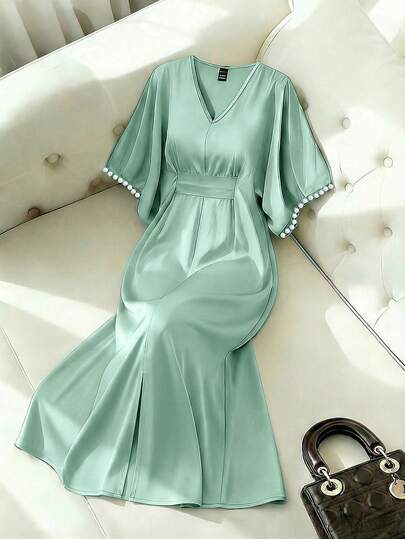 Franclia 女士纯色V领短袖珍珠装饰连衣裙