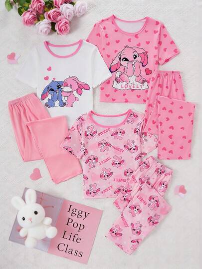 3套女童睡衣，粉色系，两种款式，爱心和卡通宠物印花，宽松舒适面料，适合居家休闲穿着，清新可爱，简约易搭配