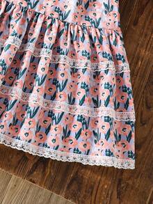 SHEIN Toddler Girls' Sweet Elegant Vacation Floral Embroidery 3-Tier Ruffle Bow Halter Dress, French Country Style, Spring/Summer - Pink - View 2