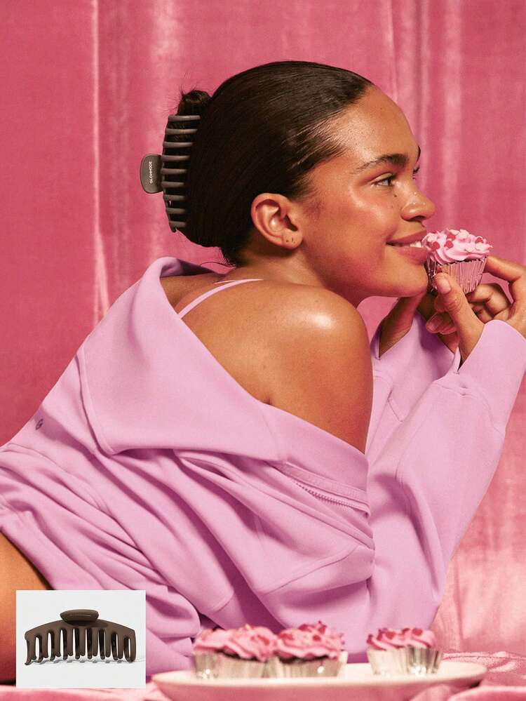 Heartfelt Glowmode Print Secure Grip All-Day Hold Large Hair Claw Clip Gym Workout Studio Party Date Daily Casual Wear