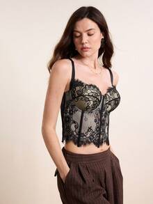 Hourtrue Áo croptop ren màu trơn, thích hợp cho các buổi hẹn hò hàng ngày, đi chơi đêm, hộp đêm, tiệc tùng, tụ họp, tiệc bể bơi, đi học, kỳ nghỉ, công sở, đi làm và các dịp khác, đồ cần thiết khi đi du lịch, thanh lịch, áo corset, áo mùa hè, áo có áo ngực tích hợp, áo mùa hè cho nữ, thích hợp cho tiệc cưới, lễ hội. - màu đen - Xem 8