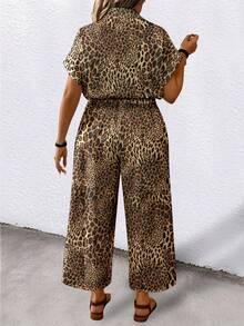 EMERY ROSE Jumpsuit Wanita Ukuran Besar Warna Polos Lengan Pendek Berkerah dengan Sabuk dan Saku, Romper Kasual Motif Leopard Ombre untuk Liburan - Hitam - View 2