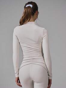 Musera Sport 扭结前襟 BBL 运动夹克 健身 健身房 普拉提 日常休闲 香蕉布丁 - 卡其色 - 查看 4