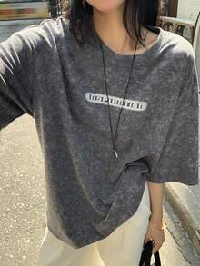 DAZY Áo thun nữ tay ngắn cổ tròn in họa tiết tối giản - Xám - Xem 2