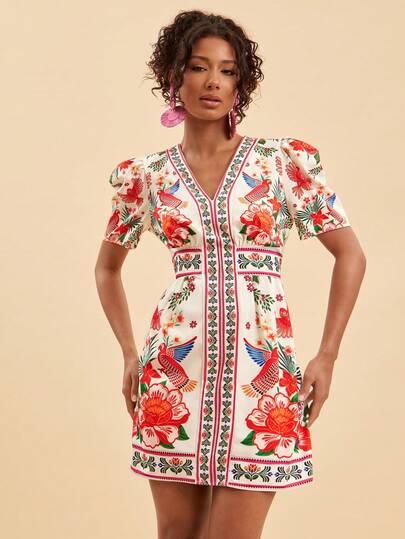 Travachic 女士夏季海滩度假鹦鹉热带印花花瓣袖收腰迷你连衣裙