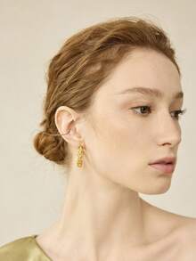 MOTF PREMIUM PRE-18K镀金扭纹宝石耳环 - 金黃色 - 查看 6