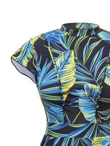 Swim Mulvari Women's New Arrival Green Printed 2-Piece Swimwear, Round Neck Ruffle Sleeve Crop Top And High-Waisted Ruffle Hem Shorts, Fashionable Beach Party Holiday Swimwear Set - Multicolor - View 8