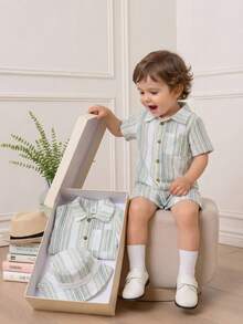 男婴休闲度假绿色条纹连体衣，适合春夏郊游、旅行、海滩、游泳池、派对等场合。 - 彩色 - 查看 10