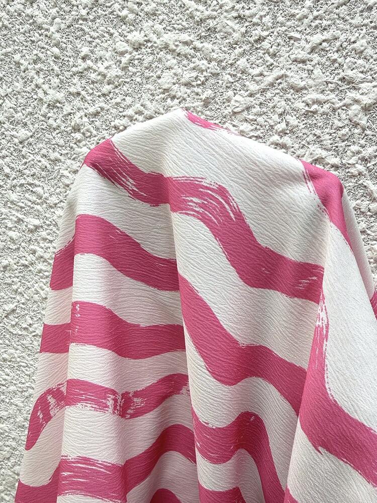 Plus Size Women's Summer Casual Vacation Country   Round Neck Pink & White Striped Print Pocket Short Sleeve Dress,Summer Holiday,Spring Break Outfits ,Vacation Outfits Women ,Holiday Outfits For Women,Going Out Outfits,2026 New Clothes,Simple And Fashionable For Everyday Wear,Casual Dresses For Women,Flowy Dress ,Suitable For Summer, Vacation, Daily Wear, Pink Dress For Women,Beach Outfits For Women ,Boho Dress