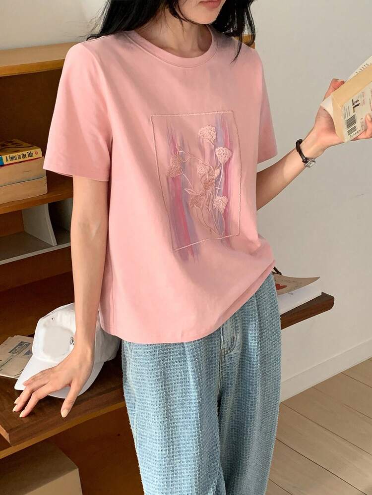 Women's Floral Embroidery Round Neck Short Sleeve Casual Versatile T-Shirt Summer