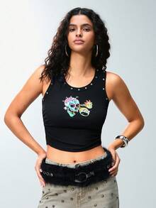 Rick and Morty X SHEIN Áo tank top ngắn tay nữ kiểu dáng thường ngày in hình đầu lâu và đính đinh tán, thích hợp cho mùa hè. - màu đen - Xem 5