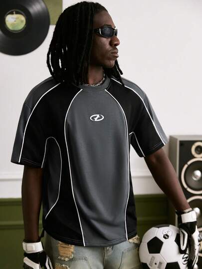 GALLERY FADE 男士拼接印花圆领短袖舒适T恤，适合休闲、派对、购物、骑行、朋友聚会等场合，可单穿或搭配休闲服饰，自穿或送礼皆宜。